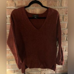 Sweater maroon, size medium